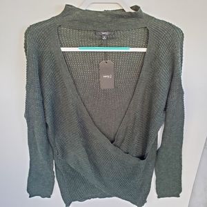 Very J Turtleneck Crossover Seeater in Deep Green